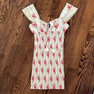 Forever 21 floral Lace Trim Dress